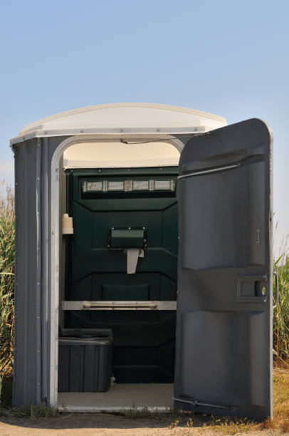 Best Best portable toilet rental  in Eudora, KS