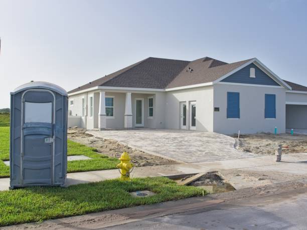 Best Luxury portable toilet rental  in Eudora, KS